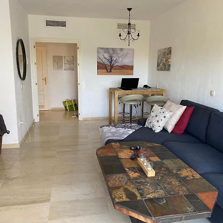 Bahia De Casares Apartment Estepona Exterior photo